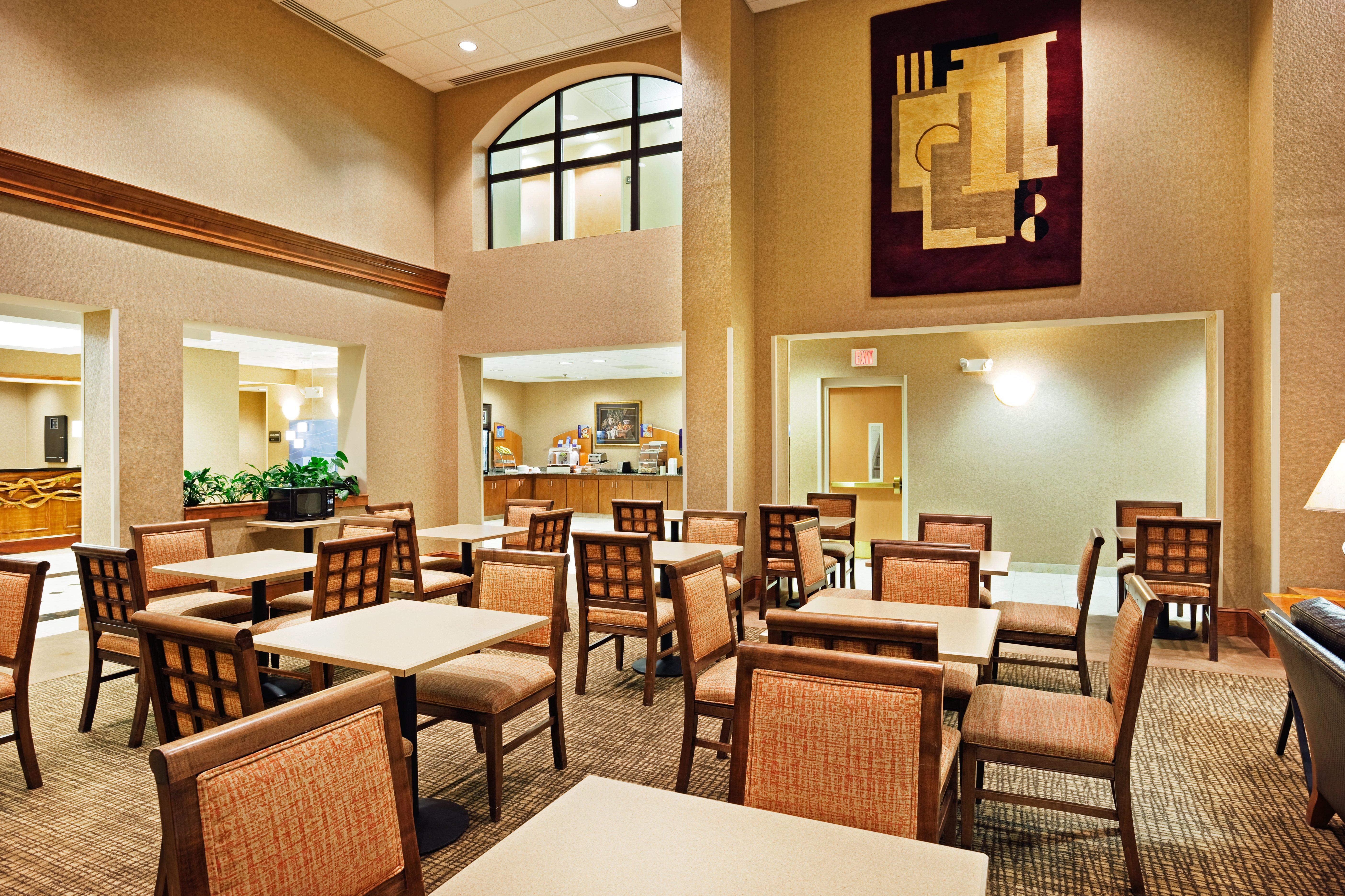 Holiday Inn Express Boone By Ihg Екстериор снимка