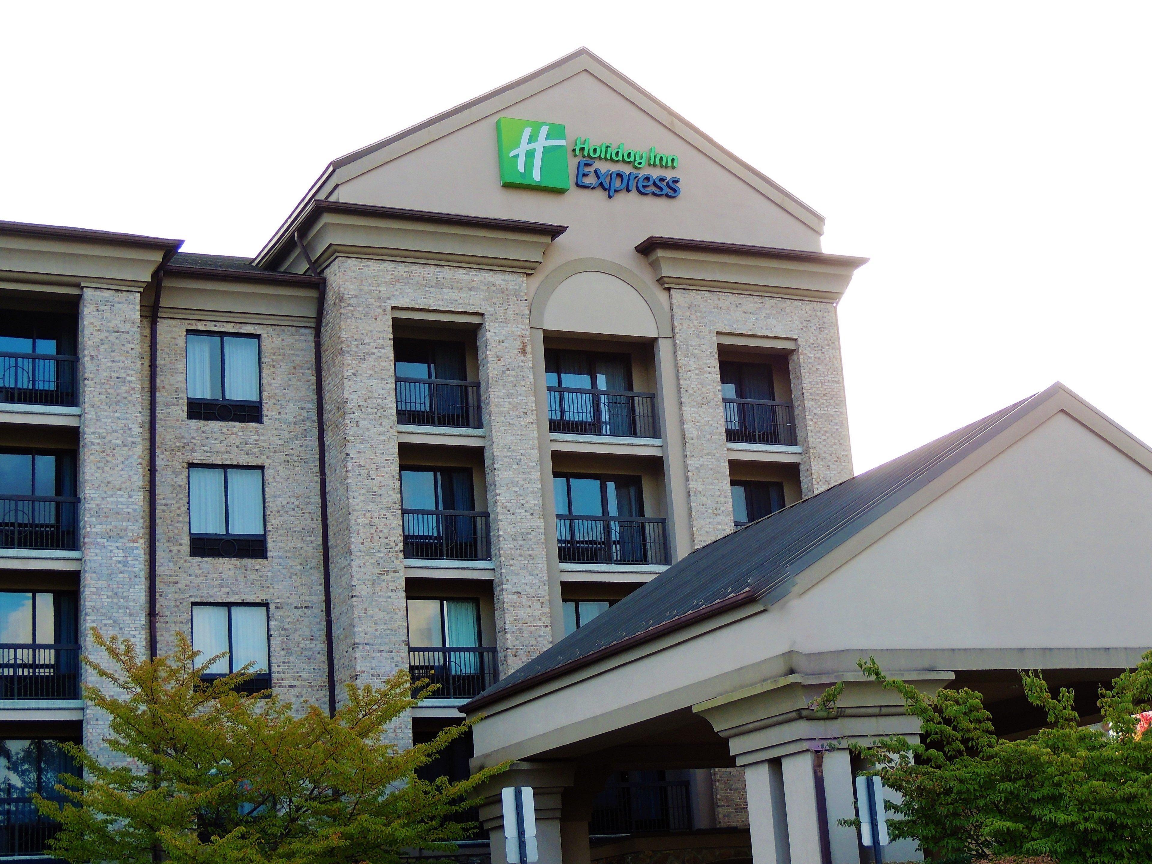 Holiday Inn Express Boone By Ihg Екстериор снимка