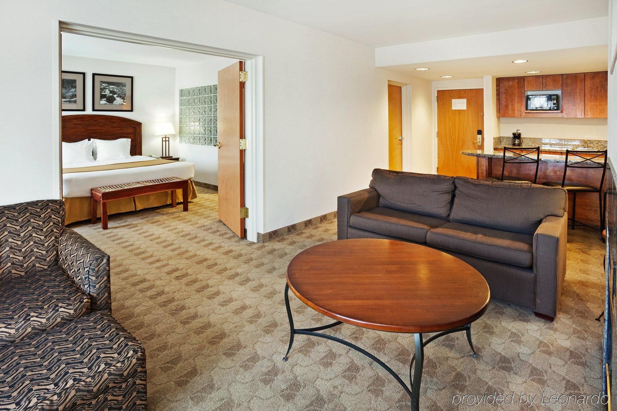 Holiday Inn Express Boone By Ihg Стая снимка