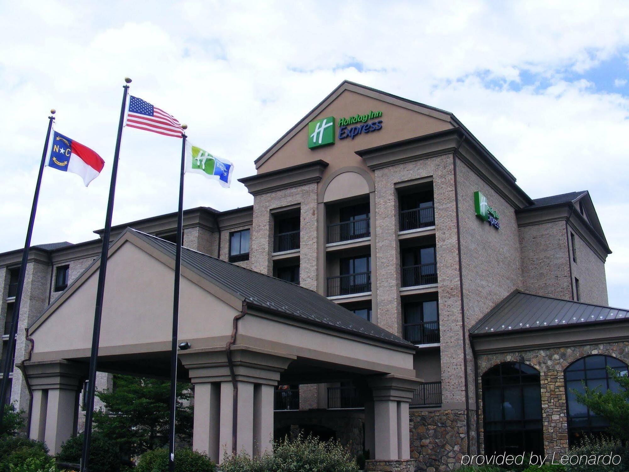 Holiday Inn Express Boone By Ihg Екстериор снимка
